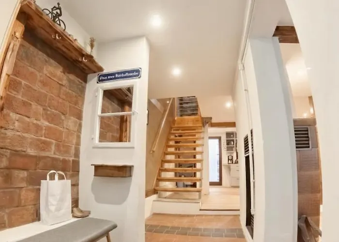 아파트 Modernes Altstadthaus - Stilvoll & Zentral *